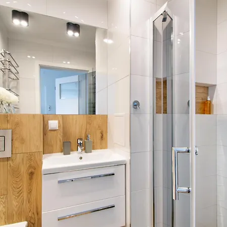 Rentplanet - Towarowa