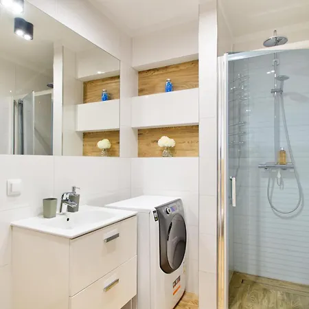 Rentplanet - Towarowa *